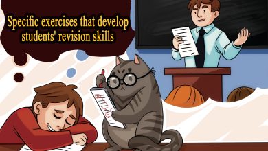 Students practice revising and rewriting their writing drafts in group study in the classroom